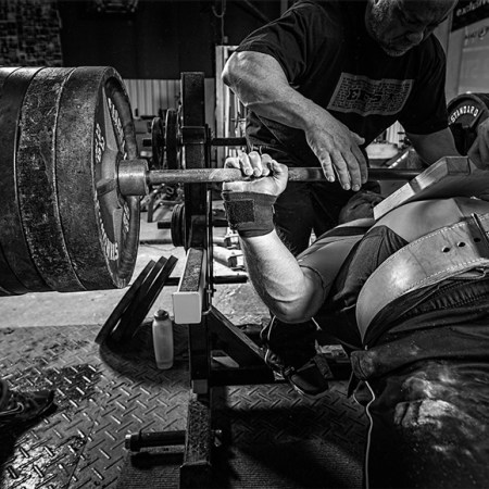 panca piana presa stretta